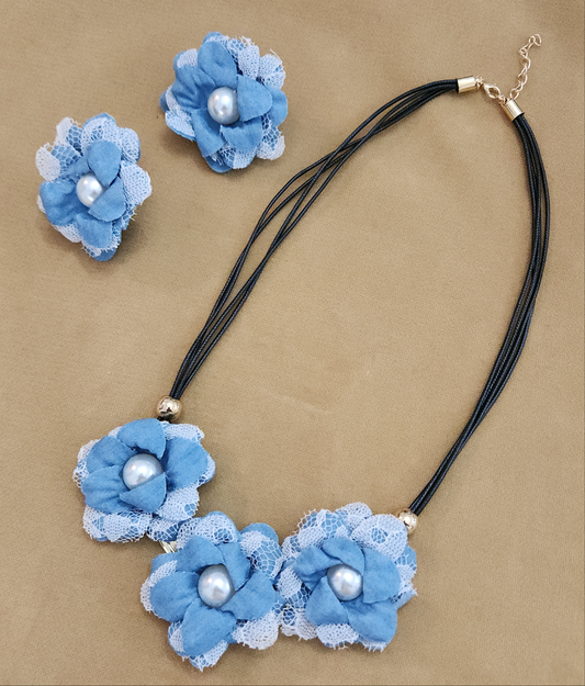 Jean and Lace Flower Set