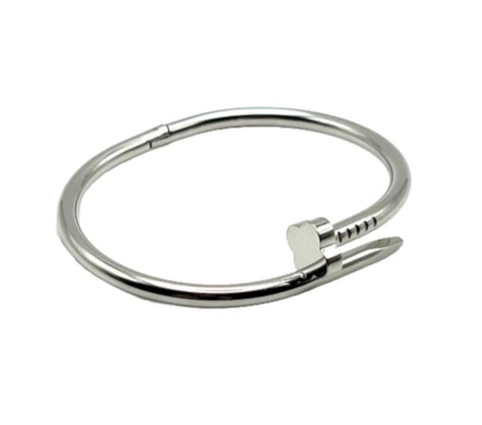 Clover Nail Bangle
